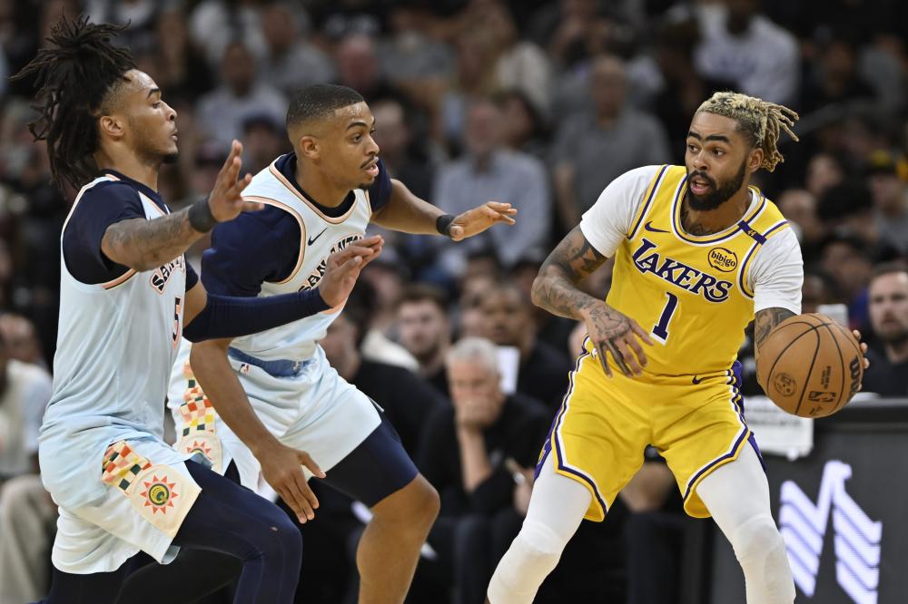 积极进攻并 积极进攻并