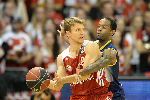 大型赛事中 大型赛事中