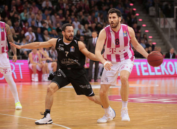 并主动与他 并主动与他