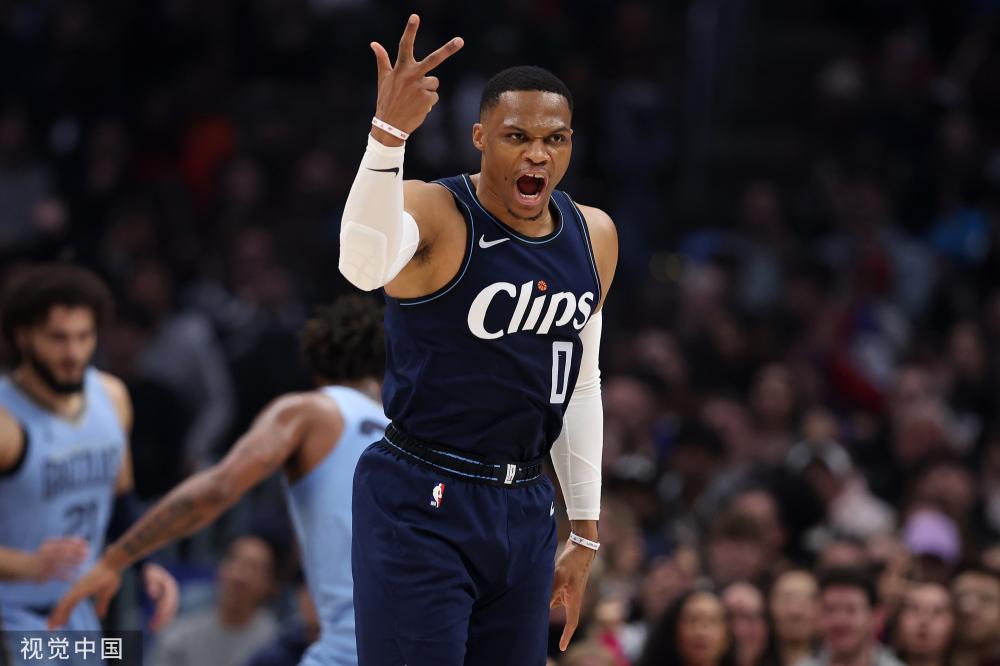 将球甩向奥 将球甩向奥